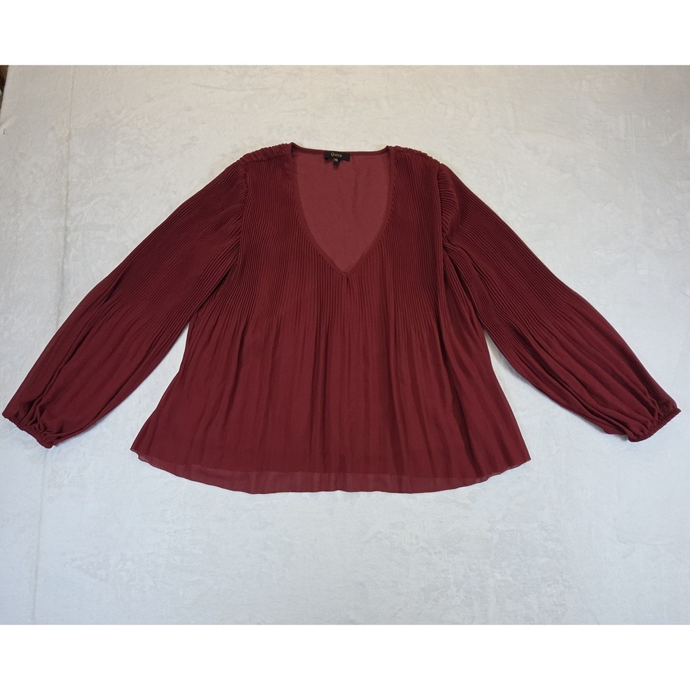 Quince Pleated V-Neck Blouse XS‎ Burgundy Flowy Elegant Chic Feminine Casual